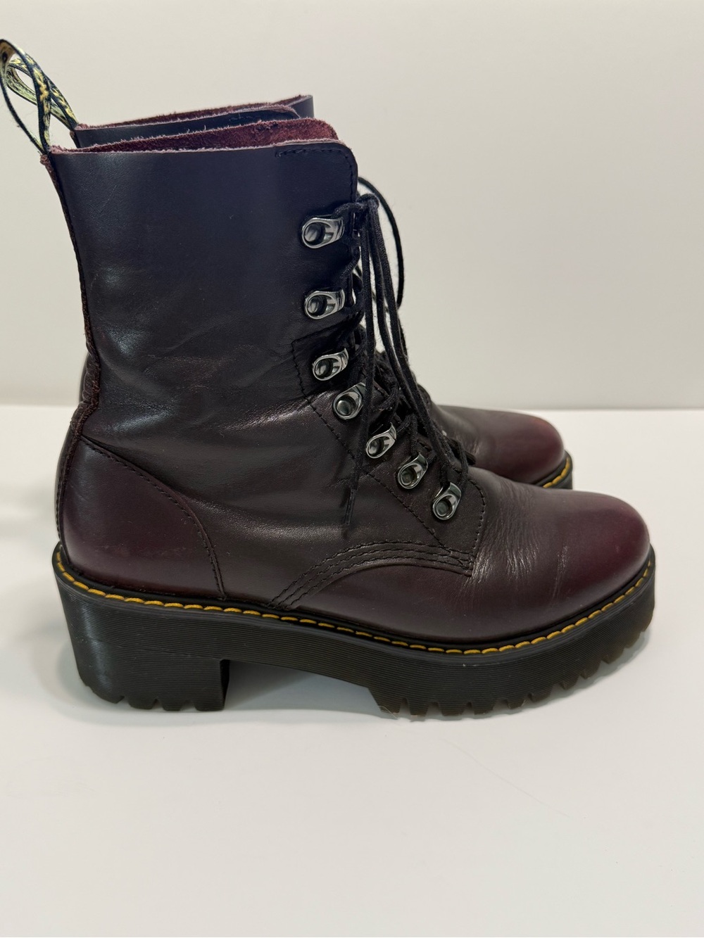 Dr. Martens Leona Leather Combat Boots Platform
Chunky Lace Up Burgundy Size 10